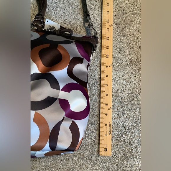 Coach Op Art Lindsey Lg bag & Scarf NWT #18599 Both Never Used! Perfect! - Picture 14 of 15